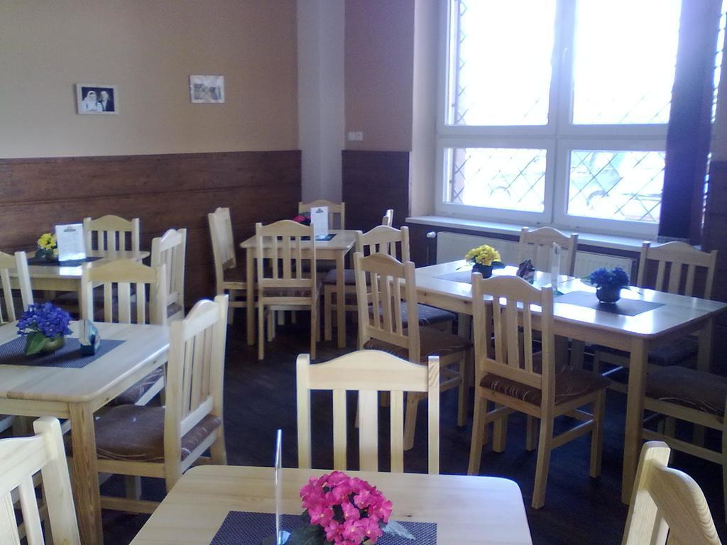 Penzion A Restaurace Na Salasi Hutisko エクステリア 写真