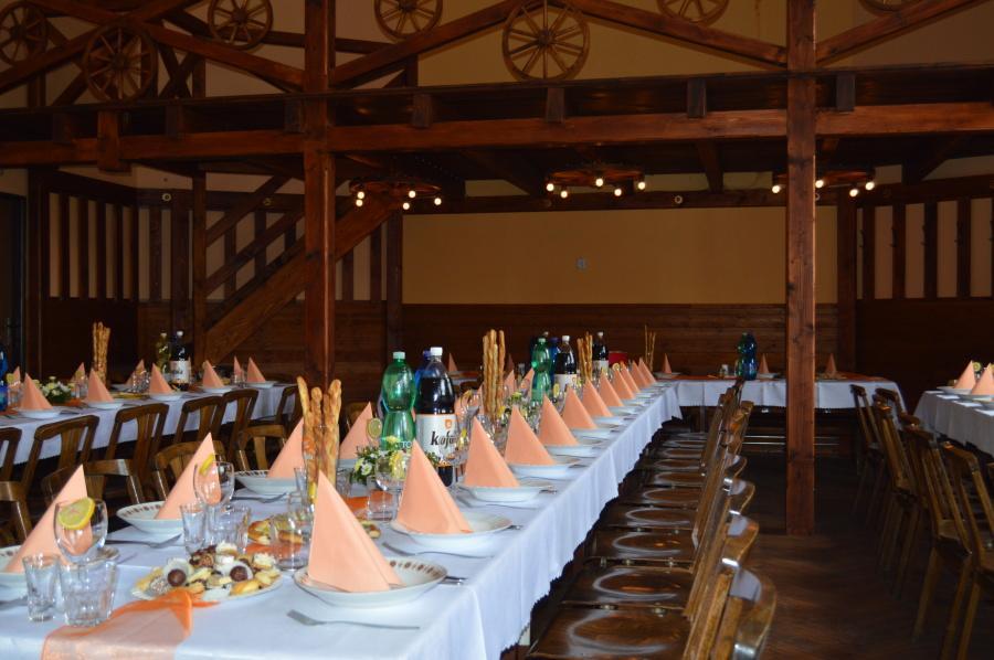 Penzion A Restaurace Na Salasi Hutisko エクステリア 写真