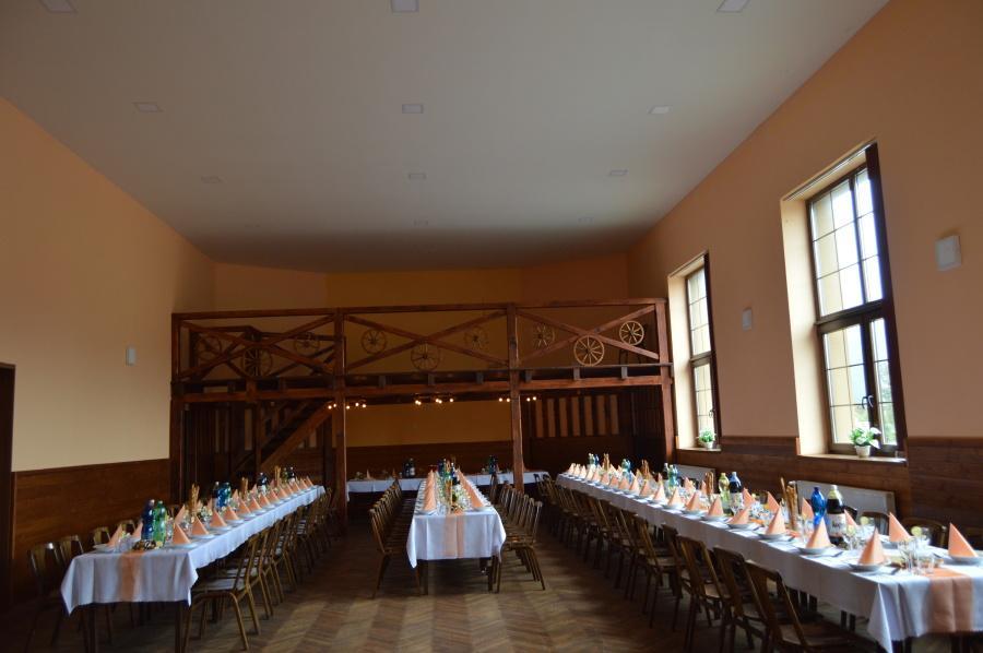 Penzion A Restaurace Na Salasi Hutisko エクステリア 写真